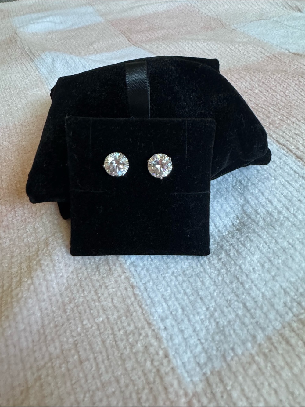 Nordstrom Classic Clear Crystal Stud Earrings - Round Solitaire